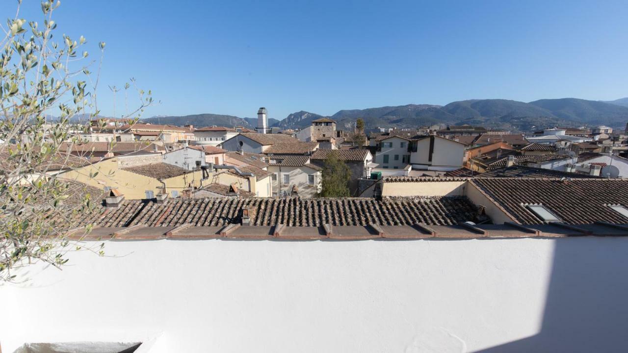 Apartamento Il Nido Terni Exterior foto